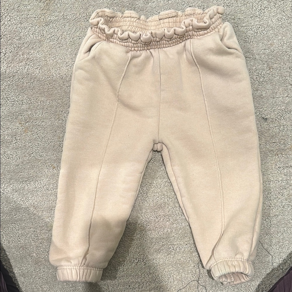 Zara Cream Jogger Sweatpants with Ruffled Waist